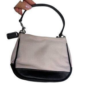 Vintage Y2K Coach Hamptons Demi Pouch - Ivory/Black Canvas & Leather